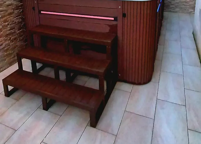 Luxurious With Heated Pool Jacuzzi Appartement *