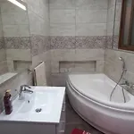 Luxurious With Heated Pool Jacuzzi アパート
