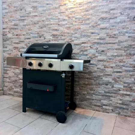 Luxurious With Heated Pool Jacuzzi *