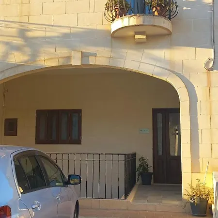 Luxurious With Heated Pool Jacuzzi *