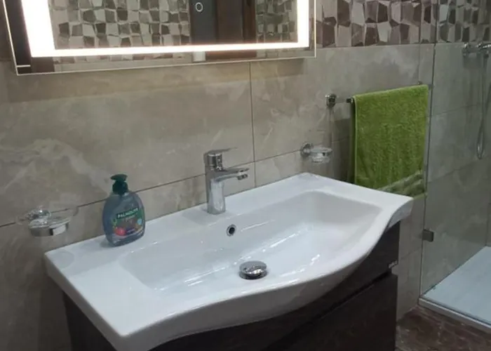 Luxurious With Heated Pool Jacuzzi Apartment *