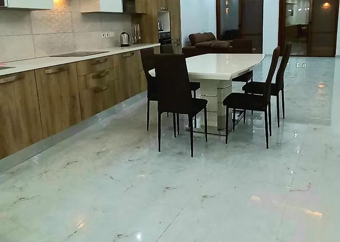 Apartment Luxurious With Heated Pool Jacuzzi